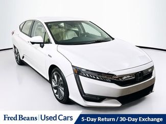 Used 2018 Honda Clarity Touring video 1