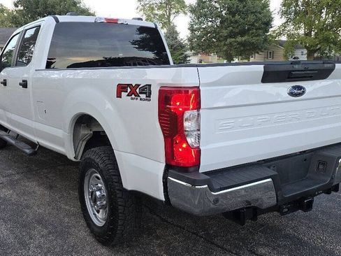 Used 2022 Ford F250 XL w/ Power Equipment Group AWD/4WD image 5