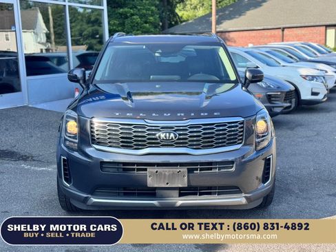 Used 2020 Kia Telluride EX AWD/4WD image 2