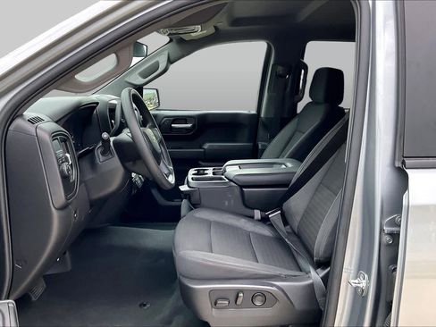 Certified 2026 Chevrolet Silverado 1500 Custom w/ LPO, Dark Essentials Package RWD image 8