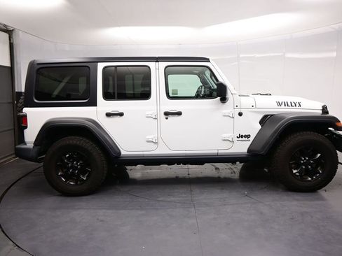 Used 2021 Jeep Wrangler Unlimited Sport AWD/4WD image 4