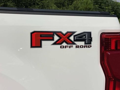 Certified 2022 Ford F250 King Ranch w/ King Ranch Ultimate Package AWD/4WD image 13