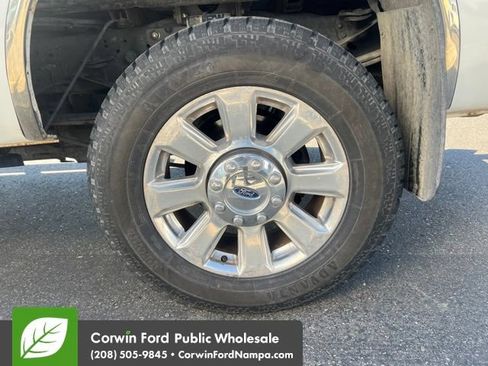 Used 2015 Ford F350 Lariat w/ Lariat Chrome Package AWD/4WD image 9
