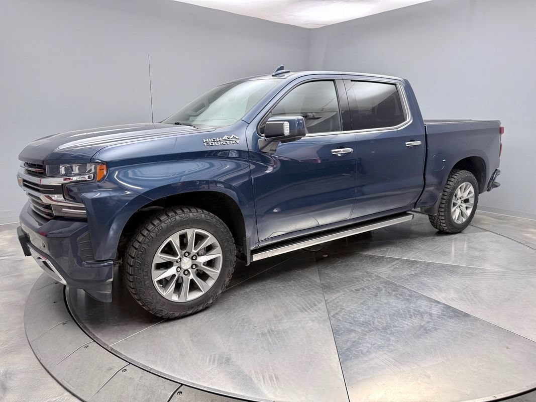 Used 2019 Chevrolet Silverado 1500 High Country w/ Technology Package AWD/4WD image 1