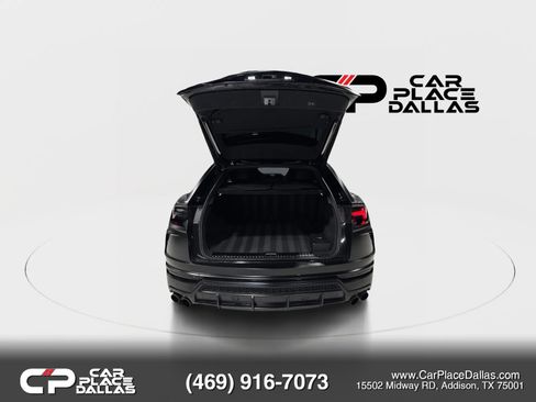 Used 2021 Lamborghini Urus AWD/4WD image 23