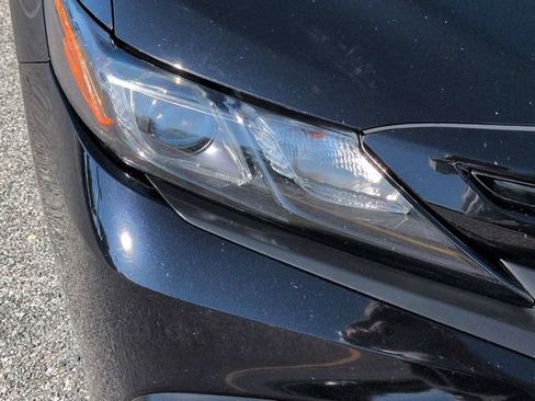 Certified 2022 Toyota Camry SE w/ Convenience Package FWD image 10