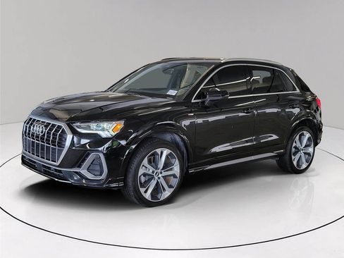 Used 2021 Audi Q3 2.0T Premium Plus AWD/4WD image 3