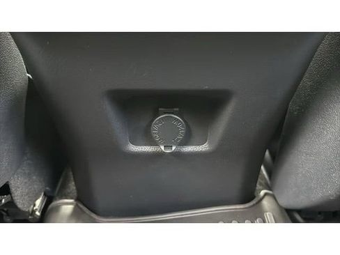 Certified 2025 Toyota RAV4 LE AWD/4WD image 18
