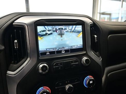 Used 2021 GMC Sierra 1500 Elevation w/ Preferred Package image 19