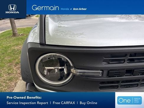 Used 2023 Ford Bronco 2-Door w/ Sasquatch Package AWD/4WD image 3