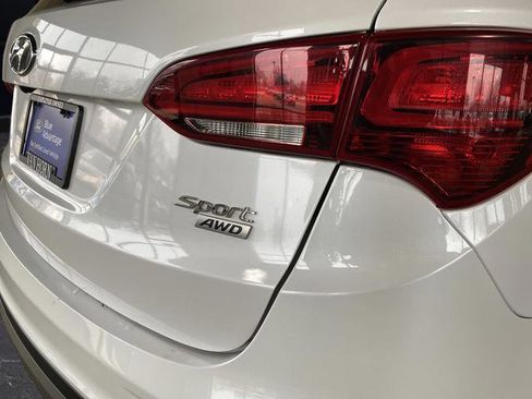 Used 2017 Hyundai Santa Fe Sport image 27