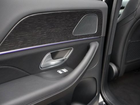 Used 2025 Mercedes-Benz GLE 350 4MATIC image 21