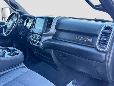Used 2024 RAM 2500 Big Horn image 28
