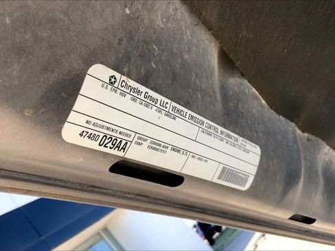 Used 2014 RAM 2500 SLT image 32