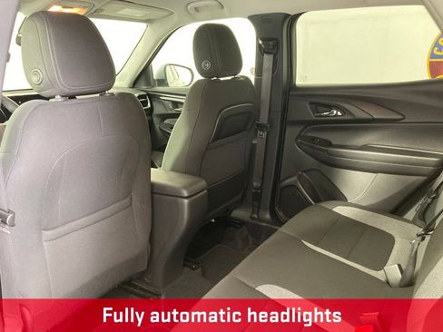 Used 2025 Chevrolet TrailBlazer LT AWD/4WD image 15