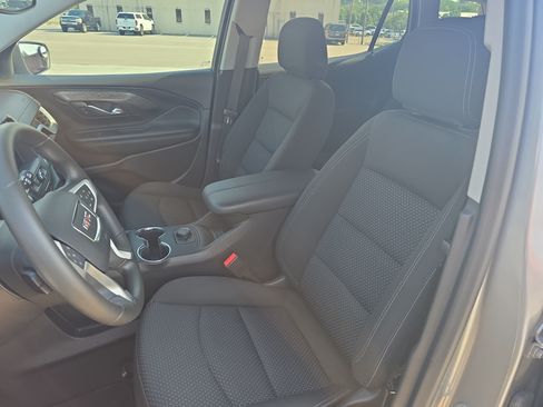 Used 2023 GMC Terrain SLE FWD image 14