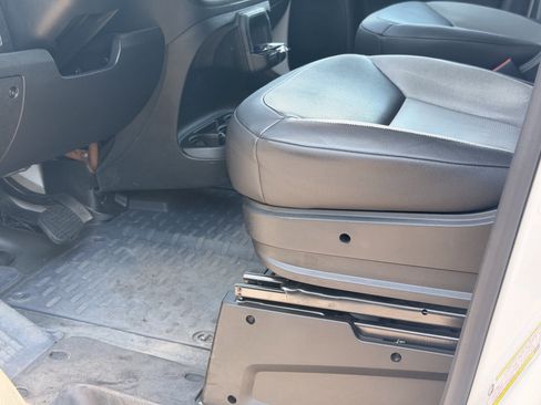 Used 2025 RAM ProMaster 2500 w/ Convenience Group FWD image 26