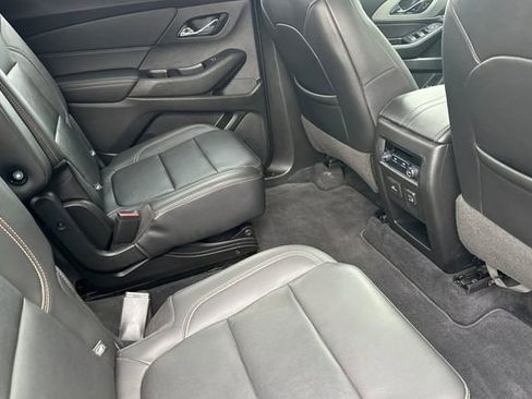 Used 2020 Chevrolet Traverse RS image 19