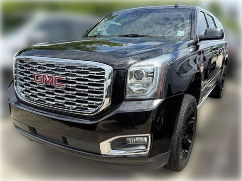 Used 2020 GMC Yukon XL Denali w/ Enhanced Security Package RWD image 3
