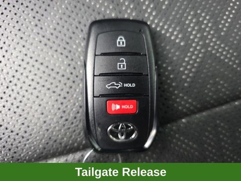 Used 2024 Toyota Tundra Limited AWD/4WD image 59