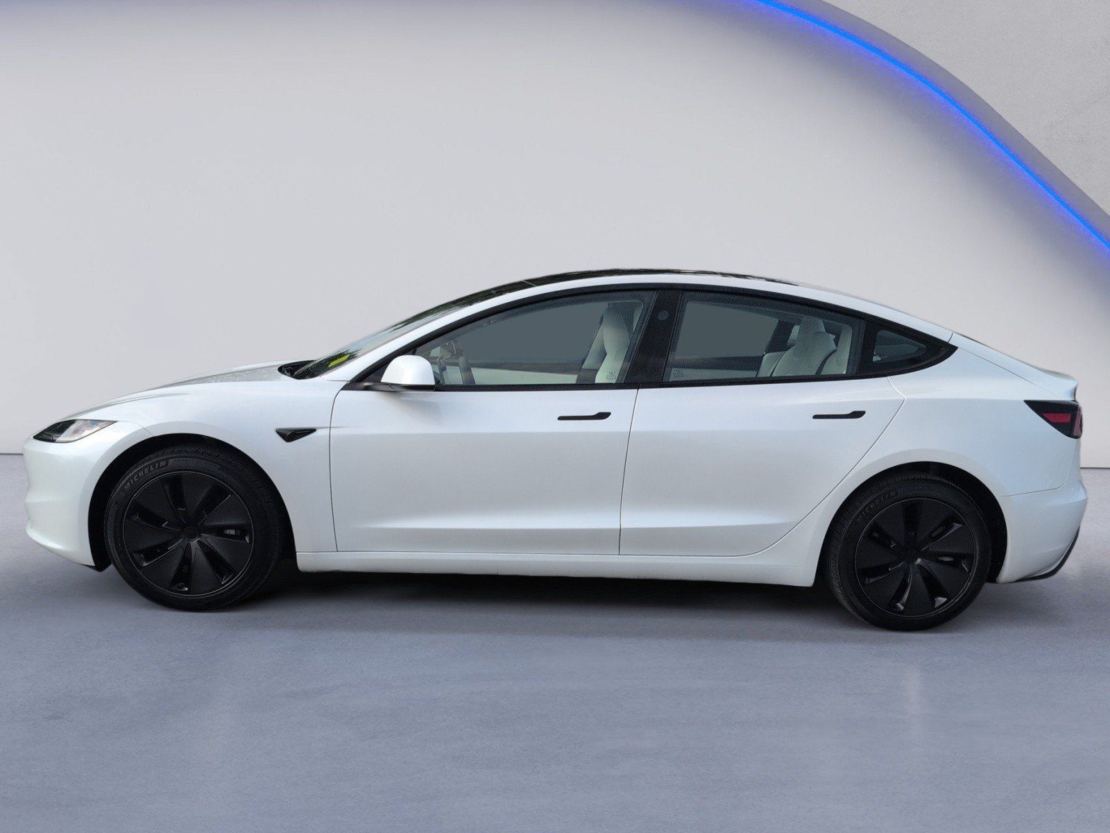 Used 2025 Tesla Model 3 RWD image 11