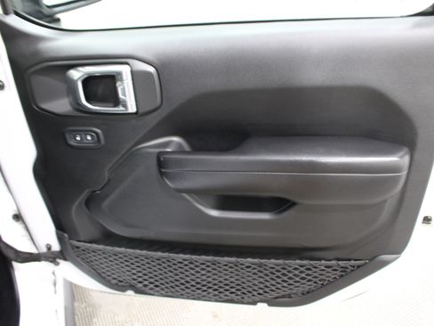 Used 2021 Jeep Gladiator Sport AWD/4WD image 24