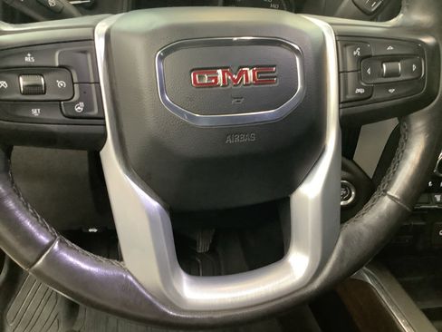 Used 2022 GMC Sierra 2500 SLT w/ SLT Convenience Package AWD/4WD image 16