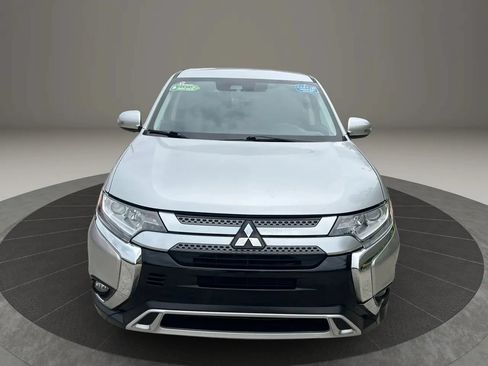 Used 2020 Mitsubishi Outlander ES AWD/4WD image 2
