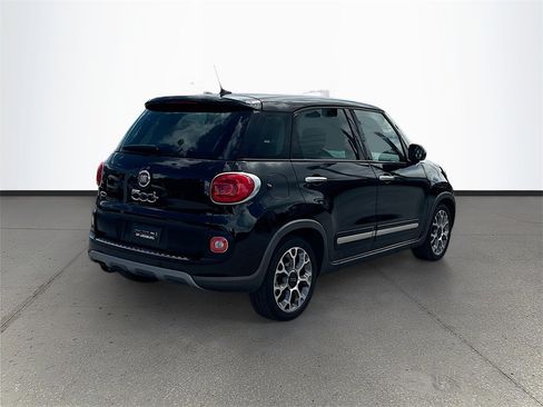 Used 2014 FIAT 500L Trekking w/ Popular Equipment Group image 7