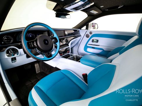 Used 2024 Rolls-Royce Spectre w/ Spectre Launch Package image 4