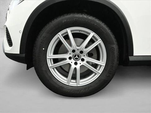 Certified 2025 Mercedes-Benz GLC 300 4MATIC image 30