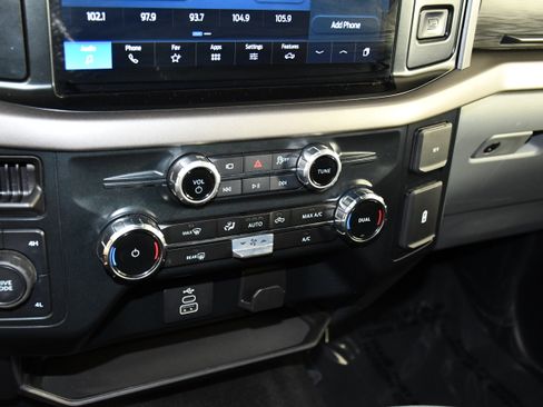 Used 2025 Ford F150 XLT w/ Equipment Group 301A Standard AWD/4WD image 31