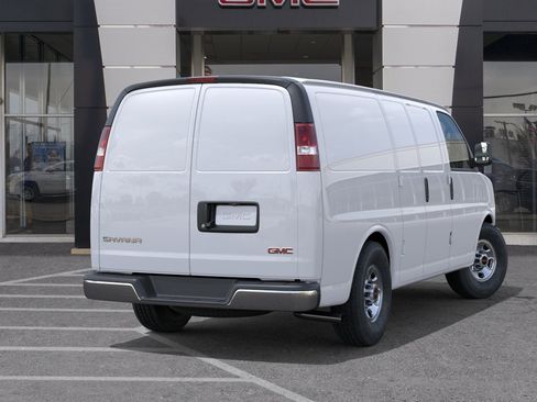 New 2026 GMC Savana 2500 RWD image 4