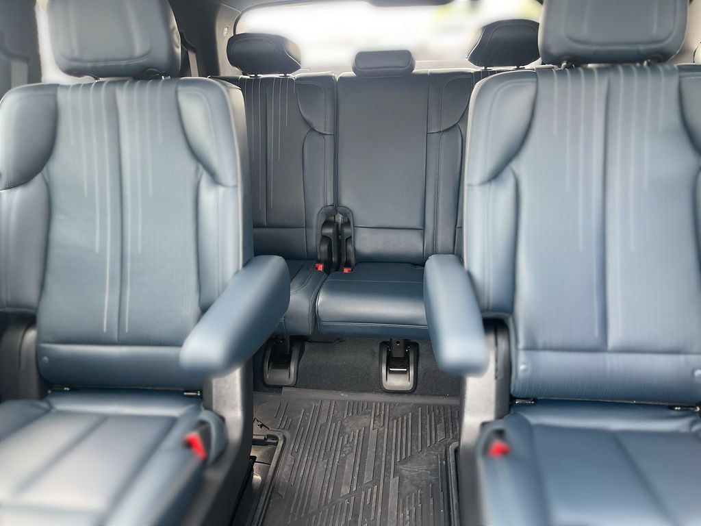 Certified 2025 Cadillac Escalade IQ Sport 2 AWD/4WD image 26