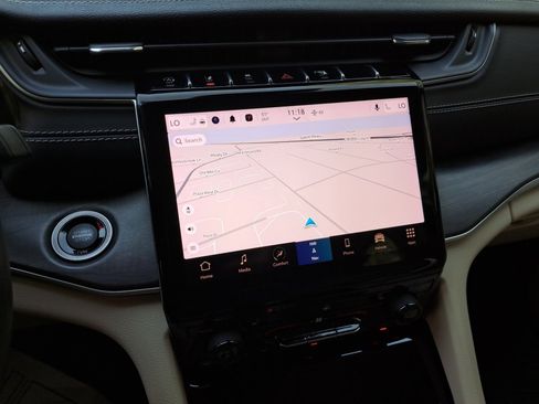 Used 2022 Jeep Grand Cherokee L Limited image 28