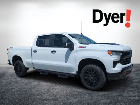 Used 2022 Chevrolet Silverado 1500 LT Trail Boss w/ Convenience Package II AWD/4WD image 1