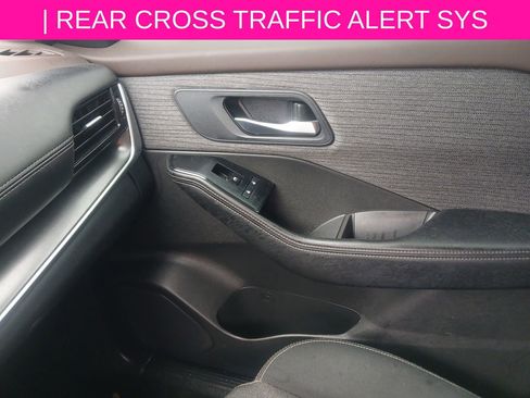 Certified 2023 Nissan Rogue SV image 17