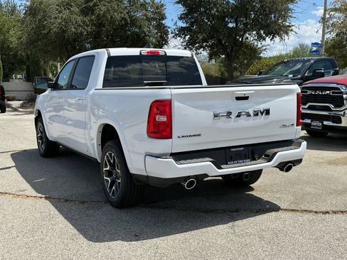 New 2026 RAM 1500 Laramie AWD/4WD image 4