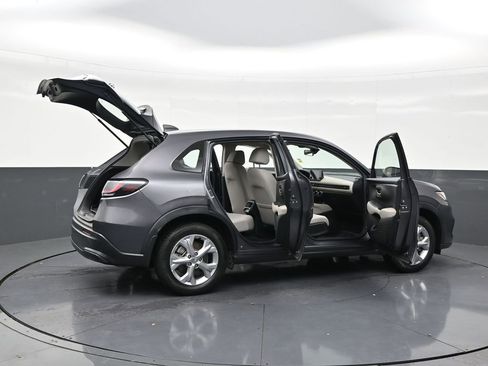 Used 2024 Honda HR-V LX image 29