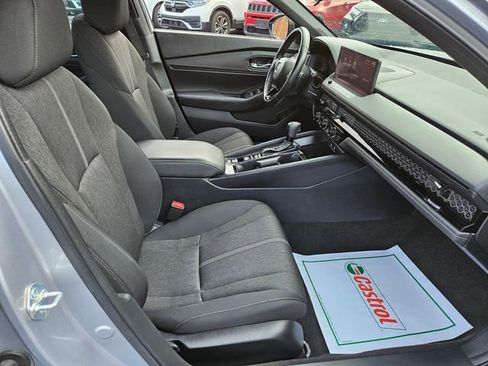 Used 2024 Honda Accord Sport image 18