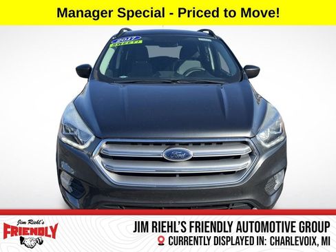 Used 2017 Ford Escape SE w/ Equipment Group 201A image 8