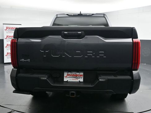 Used 2023 Toyota Tundra SR5 w/ SR5 Convenience Package AWD/4WD image 8