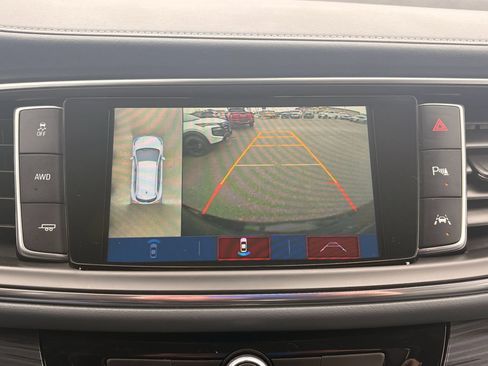 Used 2018 Buick Enclave Premium w/ Experience Buick Package AWD/4WD image 28