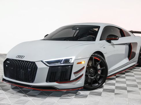 Used 2018 Audi R8 V10 plus w/ Full Leather Package AWD/4WD image 1