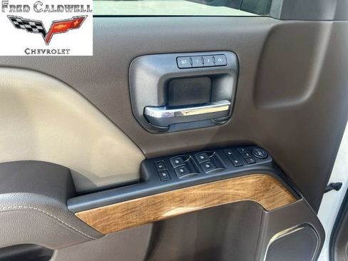 Used 2017 Chevrolet Silverado 1500 LTZ AWD/4WD image 27