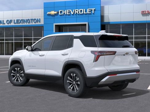 New 2026 Chevrolet Equinox LT image 3