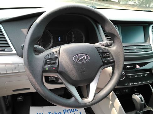 Used 2018 Hyundai Tucson SEL AWD/4WD image 30