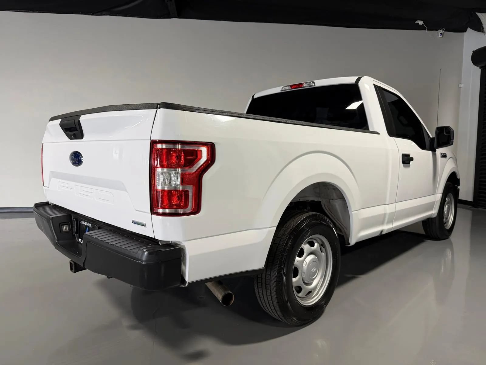 Used 2019 Ford F150 XL w/ Equipment Group 101A Mid RWD image 4