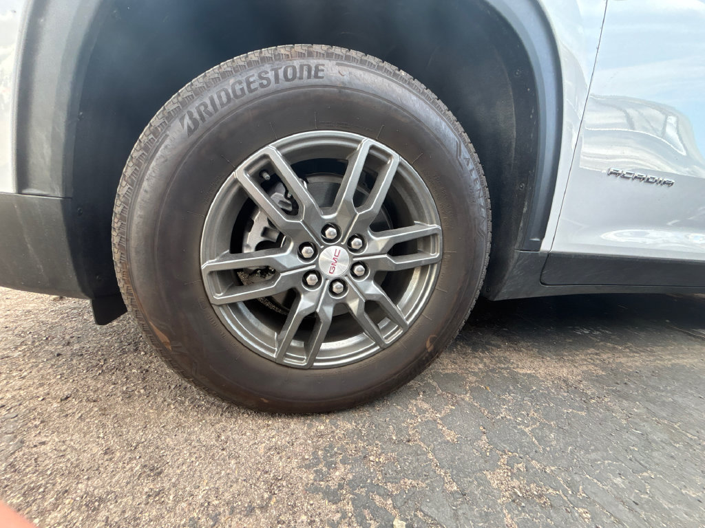 Used 2026 GMC Acadia Elevation FWD image 5