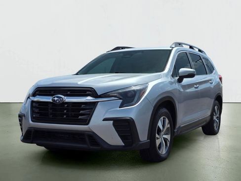 Used 2023 Subaru Ascent Premium w/ Convenience Package AWD/4WD image 2